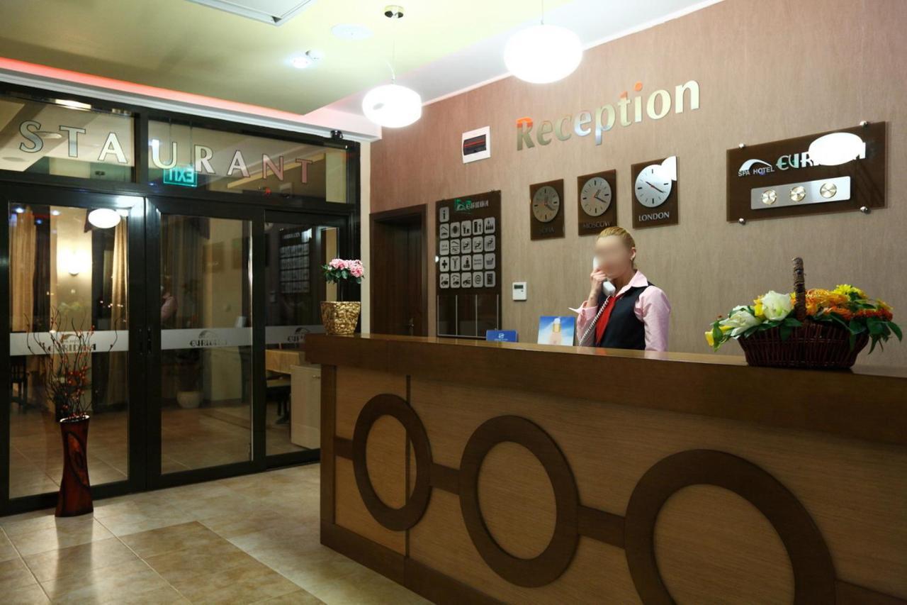 Evridika Hotel 代温 外观 照片